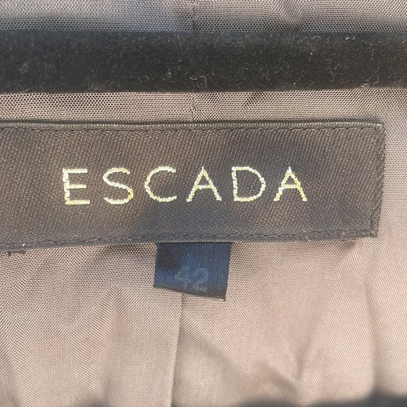 Escada Blazer - Picture 6 of 6